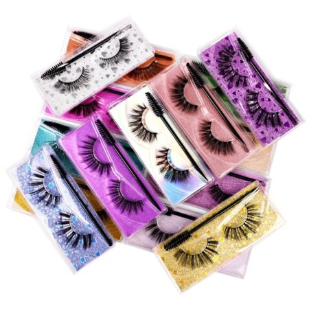 3D Fake lashes with an Eyelash Brush